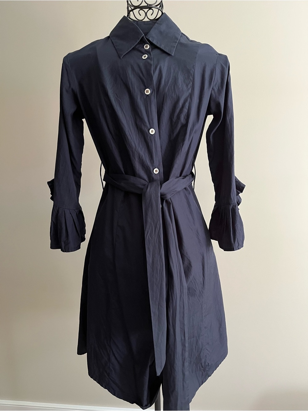 BELL flattering Navy Button-Front waist tie shirt dress and ruffle sleeve